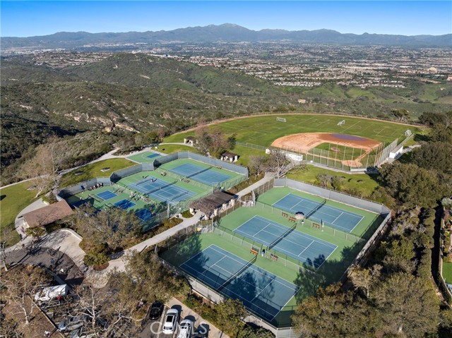Detail Gallery Image 28 of 58 For 3253 Alta Laguna Blvd, Laguna Beach,  CA 92651 - 4 Beds | 4 Baths