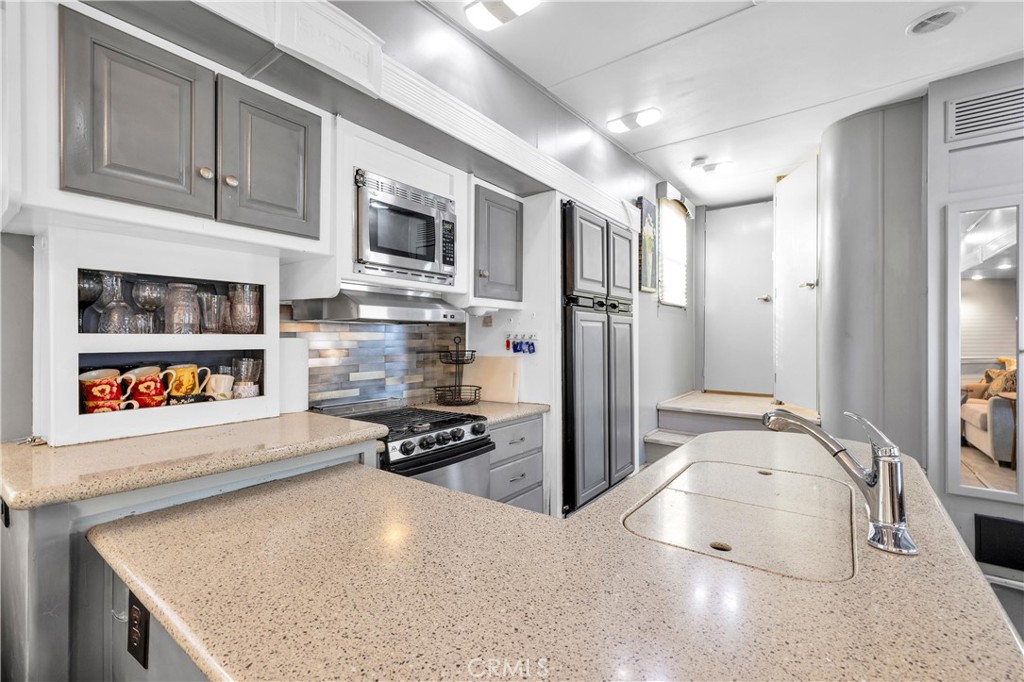 MLS #CV25265417 image #14