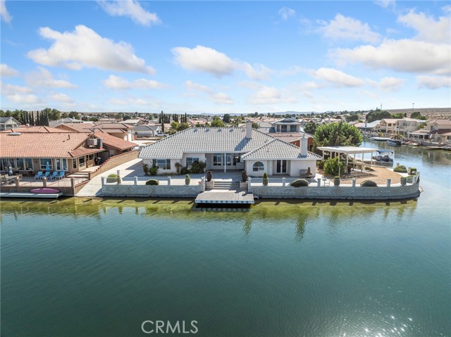 14526 Galleon Lane, Helendale CA: https://media.crmls.org/medias/e5251bfb-31e6-4b78-aa3e-2dbef61a455f.jpg
