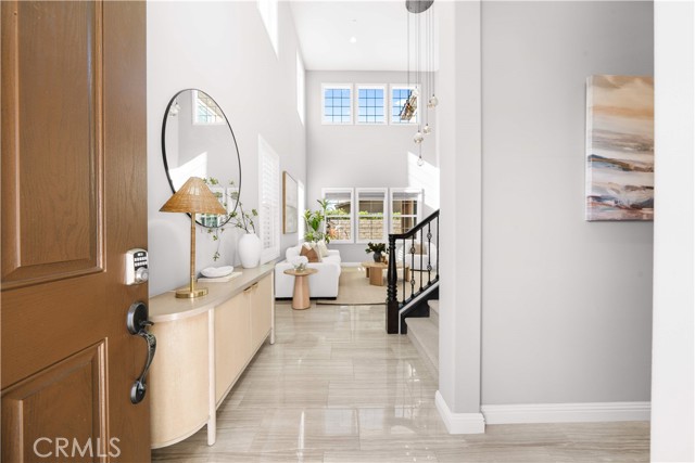 Detail Gallery Image 5 of 60 For 42 Castellana, Lake Forest,  CA 92630 - 4 Beds | 3 Baths