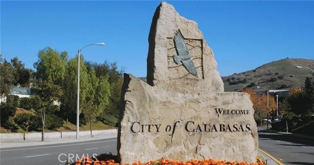 Detail Gallery Image 3 of 43 For 23675 Park Capri #24,  Calabasas,  CA 91302 - 2 Beds | 2 Baths