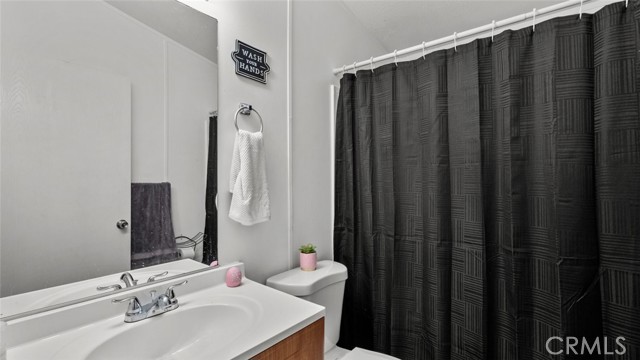 Detail Gallery Image 29 of 39 For 1501 E Avenue I #115,  Lancaster,  CA 93535 - 4 Beds | 2 Baths