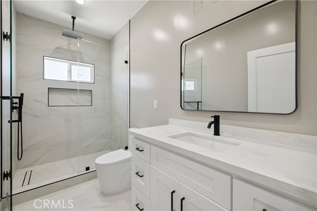 Detail Gallery Image 16 of 23 For 9754 Laramie Ave, Chatsworth,  CA 91311 - 3 Beds | 2 Baths