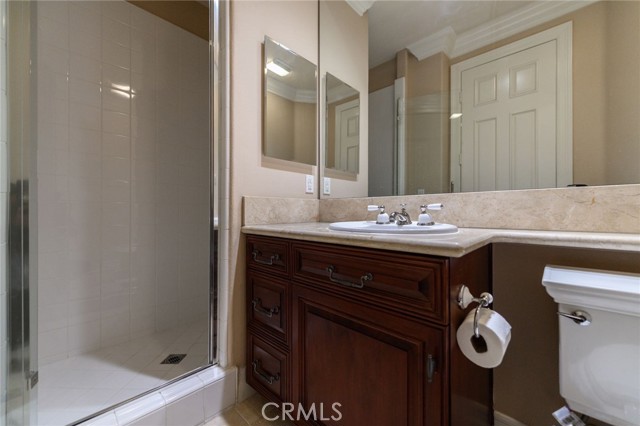 24 Wharfside Drive, Newport Coast CA: https://media.crmls.org/medias/e527a51b-076b-43cb-bf34-6c968104a814.jpg