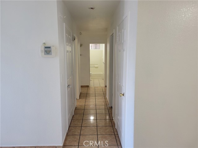 Detail Gallery Image 11 of 34 For 213 Kelly Ave, Parlier,  CA 93648 - 5 Beds | 2/1 Baths