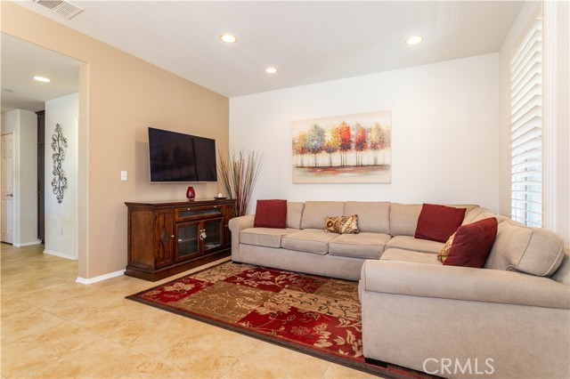 11220 Paseo Sonesta, Porter Ranch CA: https://media.crmls.org/medias/e528887f-95da-4ada-a992-6984cc53e25d.jpg