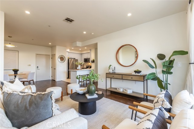 Detail Gallery Image 5 of 38 For 360 W Avenue 26 #133,  Los Angeles,  CA 90031 - 2 Beds | 2 Baths