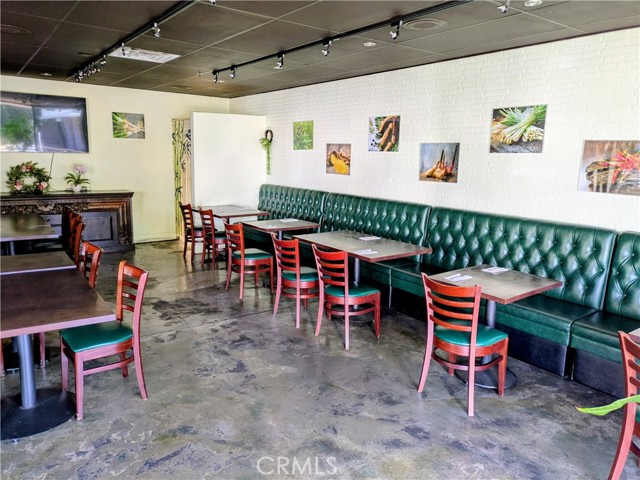  Commercial for Sale in Encino, California