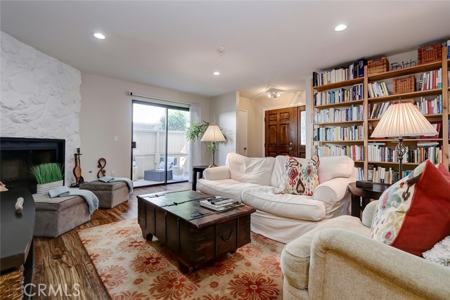 2615 Ruhland Avenue, Redondo Beach, California 90278, 2 Bedrooms Bedrooms, ,1 BathroomBathrooms,Residential,Sold,Ruhland,SB22198316
