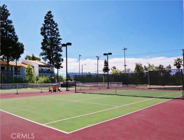 822 Camino Real, Redondo Beach CA: https://media.crmls.org/medias/e529ea4e-66c8-499e-afb8-3774637fed01.jpg