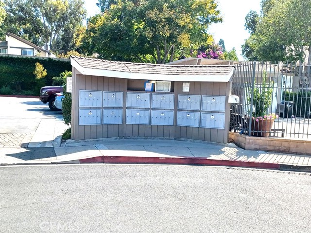 Detail Gallery Image 37 of 41 For 195 Gazania Ct #34,  Thousand Oaks,  CA 91362 - 1 Beds | 1/1 Baths