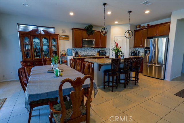 Detail Gallery Image 4 of 8 For 29503 Slider, Lake Elsinore,  CA 92530 - 4 Beds | 2/1 Baths