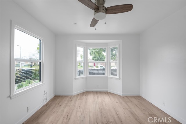 3301 Obama Boulevard, Los Angeles CA: https://media.crmls.org/medias/e52c2596-c10c-436e-90ad-78accd9fb907.jpg