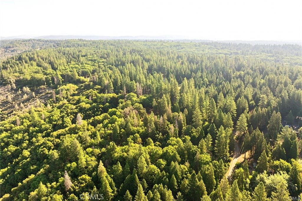 https://media.crmls.org/medias/e52d530e-2631-4765-96b0-c13b97b204c2.jpg?preset=X-Large