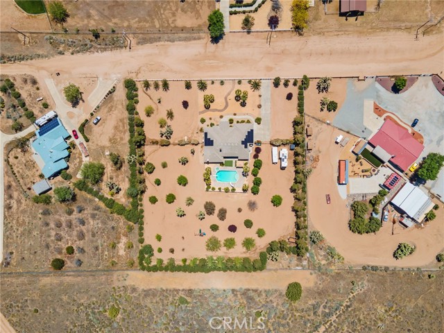 Detail Gallery Image 4 of 72 For 10978 El Centro Rd, Oak Hills,  CA 92344 - 4 Beds | 3 Baths
