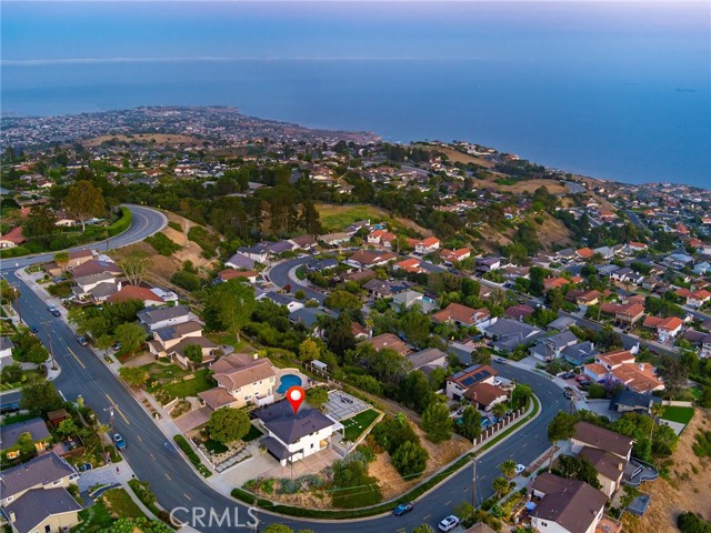30414 Ganado Drive, Rancho Palos Verdes CA: https://media.crmls.org/medias/e52f5078-66a1-42d3-9d54-36f9fb77d8a4.jpg