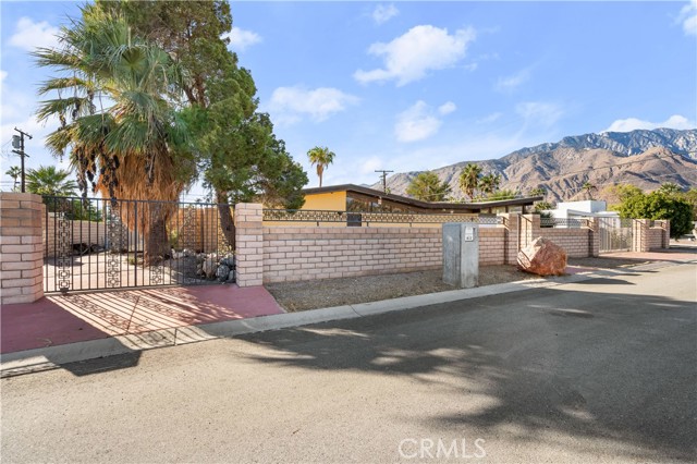 Detail Gallery Image 15 of 16 For 651 E Alexander Way, Palm Springs,  CA 92262 - 3 Beds | 2 Baths