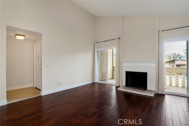 Detail Gallery Image 6 of 27 For 248 Oakleaf, Thousand Oaks,  CA 91360 - 1 Beds | 1 Baths