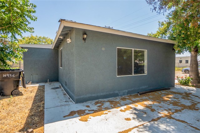 16936 Baseline Avenue, Fontana, California 92336, 3 Bedrooms Bedrooms, ,2 BathroomsBathrooms,Single Family Residence,For Sale,Baseline,CV24111890