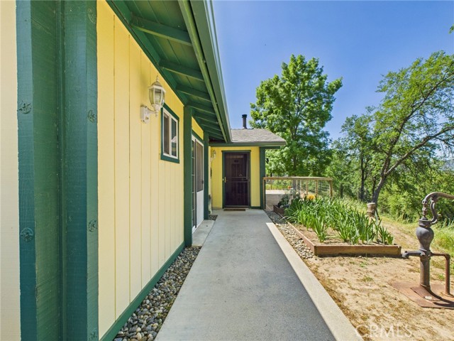40170 Hillsborough Loop, Oakhurst CA: https://media.crmls.org/medias/e531dcef-71a2-4657-87dc-b9cde8bfd27f.jpg