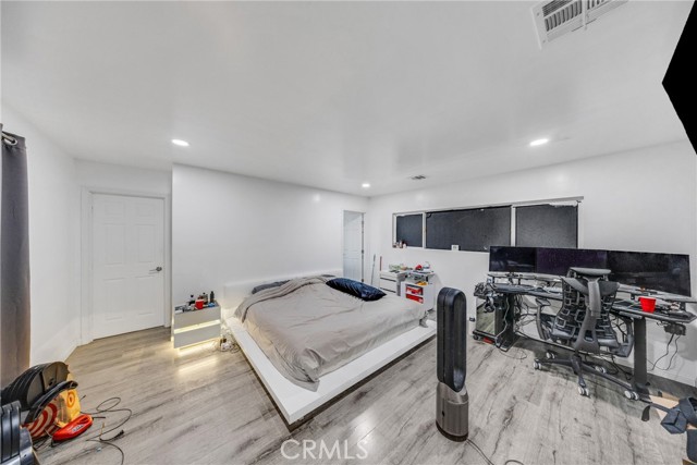 11427 Mulhall photo 16