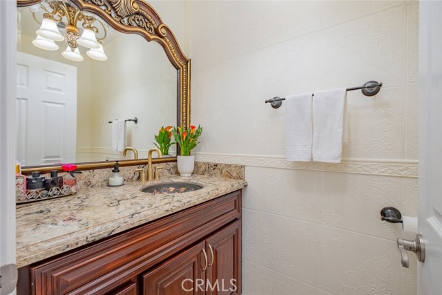 Detail Gallery Image 17 of 35 For 427 Thompson Ave #2,  Glendale,  CA 91201 - 3 Beds | 3 Baths