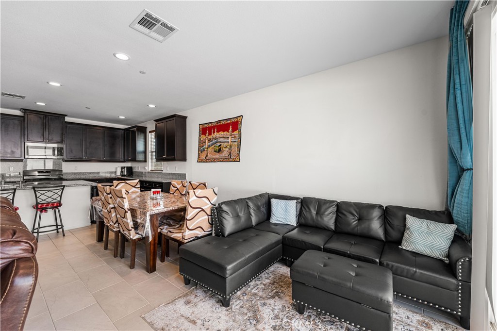 MLS #SR25270251 image #13