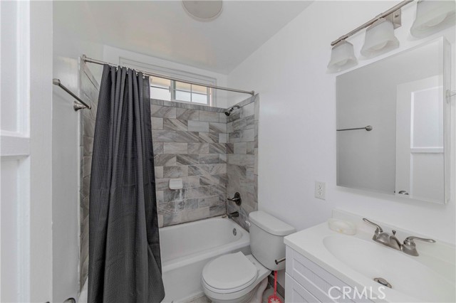 Detail Gallery Image 10 of 32 For 1349 W 35th Pl, Los Angeles,  CA 90007 - – Beds | – Baths
