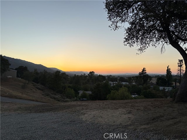 47440 Carol Ann Lane, Temecula CA: https://media.crmls.org/medias/e5339a68-6e62-4607-a18d-8549501d8599.jpg