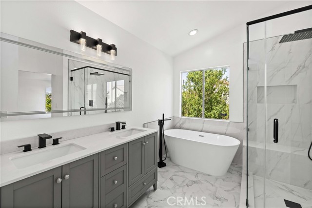 36849 Jenna Lane, Palmdale CA: https://media.crmls.org/medias/e534f082-b699-4b57-9d48-71a6c4d8fe32.jpg