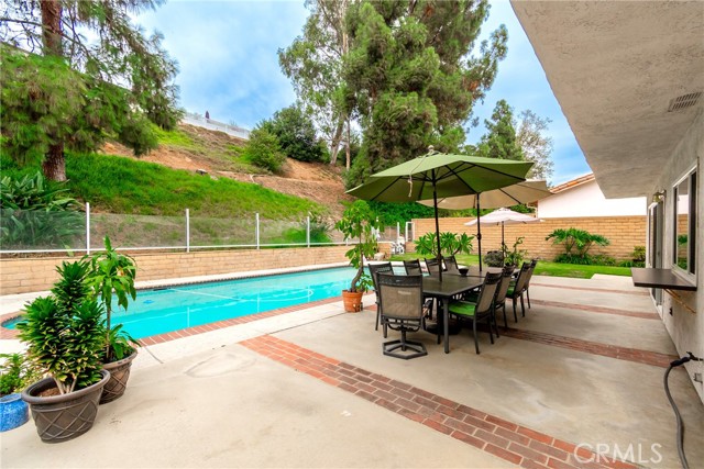 Detail Gallery Image 6 of 10 For 19873 Calle Granada, Walnut,  CA 91789 - 4 Beds | 2/1 Baths