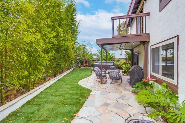 201 Todd Court, Oceanside CA: https://media.crmls.org/medias/e537b1c3-1950-419f-bfe6-cbcd8c9f847d.jpg