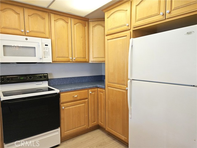 Detail Gallery Image 4 of 33 For 3219 via Carrizo #B,  Laguna Woods,  CA 92637 - 3 Beds | 2 Baths