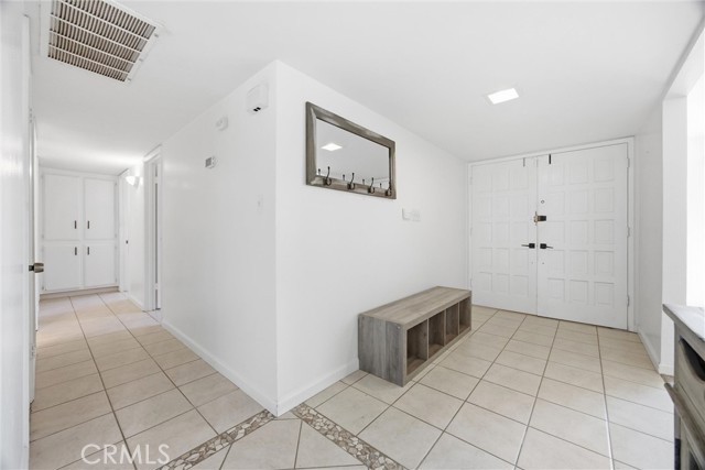 Detail Gallery Image 17 of 46 For 2505 Courtleigh, Bakersfield,  CA 93309 - 3 Beds | 2 Baths