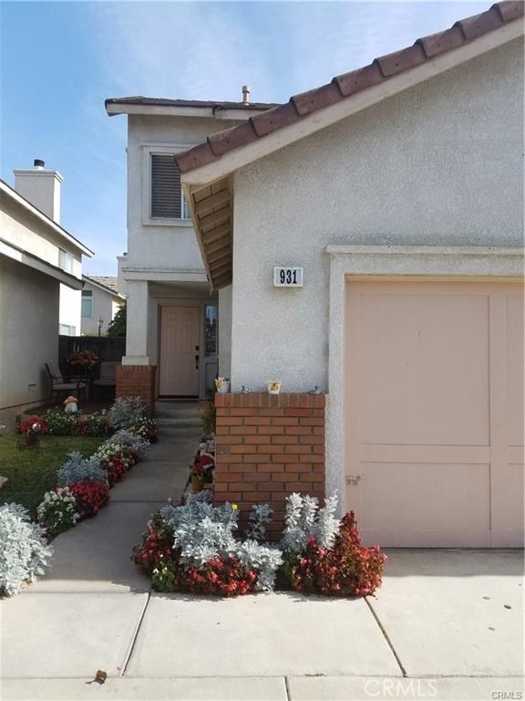 931 Clover Ln, Corona, CA 92878