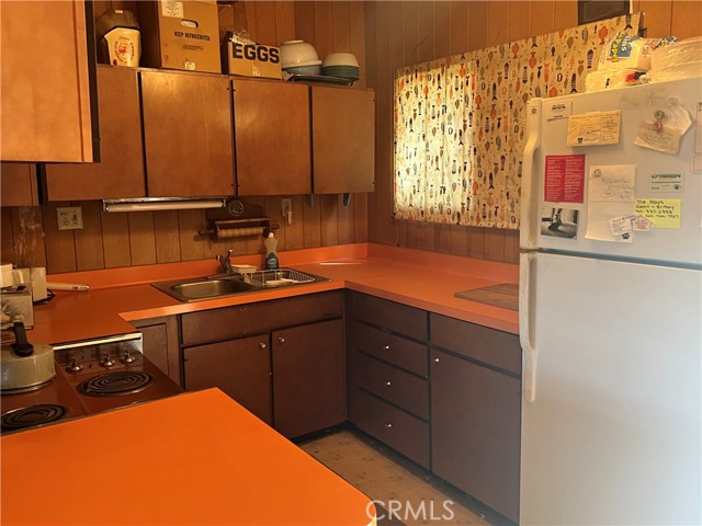 Detail Gallery Image 3 of 40 For 841 Glen View Ln, Twin Peaks,  CA 92391 - 3 Beds | 2 Baths