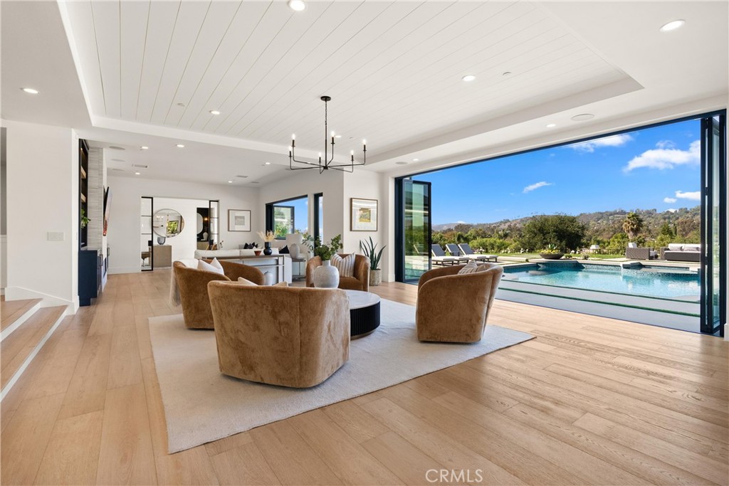 MLS #OC25251950 image #17