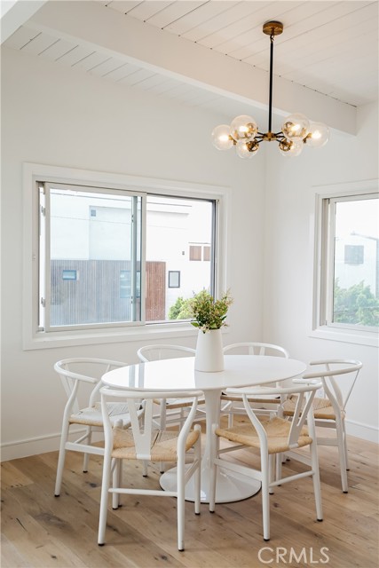 301 4th St, Manhattan Beach, California 90266, 4 Bedrooms Bedrooms, ,3 BathroomsBathrooms,Residential,Sold,4th St,SB22117855