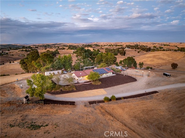 Detail Gallery Image 1 of 54 For 2245 Rancho Lomas Way, San Miguel,  CA 93451 - 3 Beds | 3 Baths