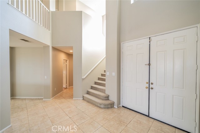Detail Gallery Image 9 of 70 For 3675 Sunmeadow St, Corona,  CA 92881 - 6 Beds | 4 Baths