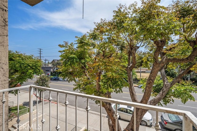 Detail Gallery Image 34 of 39 For 11445 Moorpark St #5,  Studio City,  CA 91602 - 2 Beds | 2/1 Baths