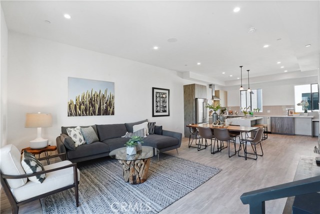 6719 N Galie, Van Nuys, CA, 91411 6719 N Galie, Van Nuys, CA, 91411