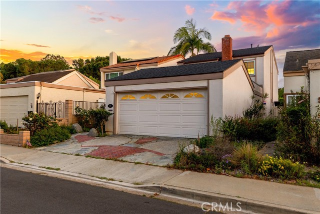 Detail Gallery Image 2 of 69 For 54 Willow Tree, Irvine,  CA 92612 - 4 Beds | 3 Baths