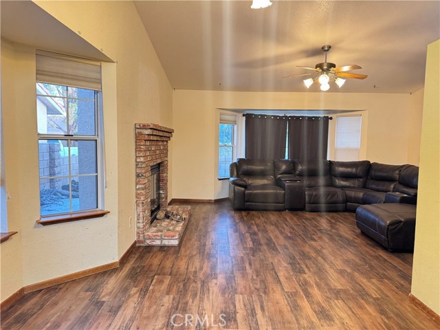 Detail Gallery Image 7 of 7 For 14686 Cool Glen Dr, Helendale,  CA 92342 - 3 Beds | 2 Baths