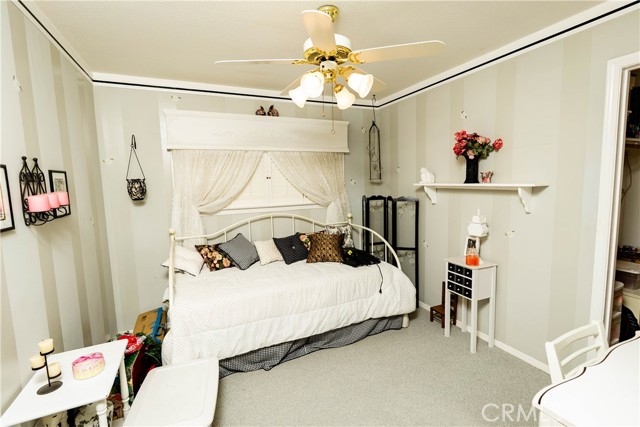 1029 Penny Street, Chowchilla CA: https://media.crmls.org/medias/e53edb87-887c-4d6c-94a3-0b5f625f4ed9.jpg
