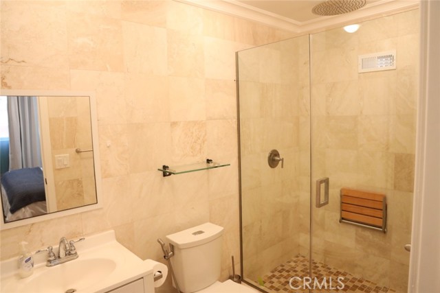 Detail Gallery Image 18 of 19 For 5 Figtree Rd, Rancho Palos Verdes,  CA 90275 - 2 Beds | 2/1 Baths