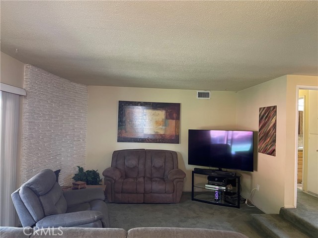 Detail Gallery Image 6 of 17 For 1217 W Barbara Ave, West Covina,  CA 91790 - 3 Beds | 2 Baths