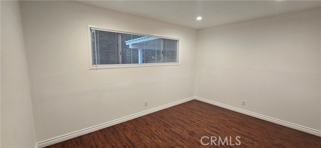 Detail Gallery Image 12 of 19 For 10937 Collett Ave, Granada Hills,  CA 91344 - 3 Beds | 2 Baths