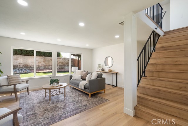 Detail Gallery Image 3 of 41 For 7921 Onyx Ct, Rancho Cucamonga,  CA 91730 - 4 Beds | 2/1 Baths