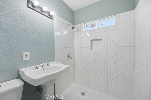 Detail Gallery Image 24 of 39 For 409 W Camellia Way, San Jacinto,  CA 92538 - 4 Beds | 2 Baths